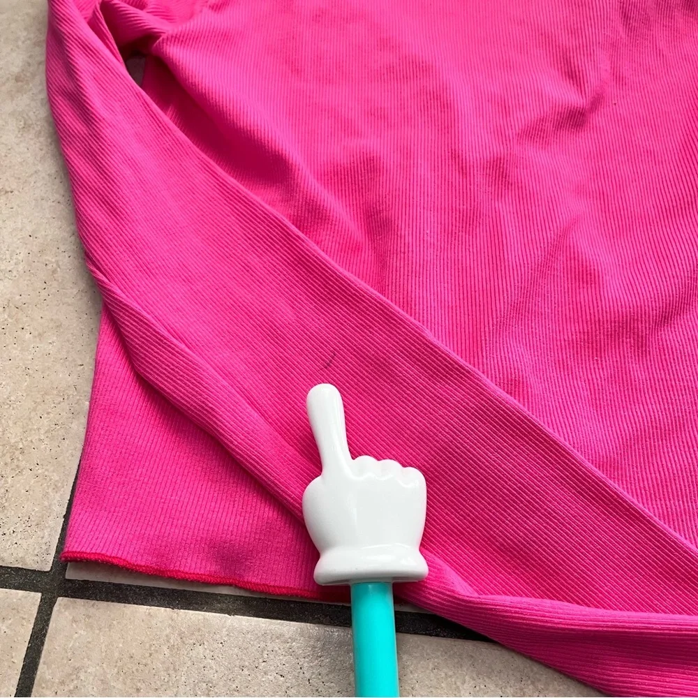 Good American Rib Long Sleeve Button Top in hot pink‎ Women’s Size 1 Barbie Pink